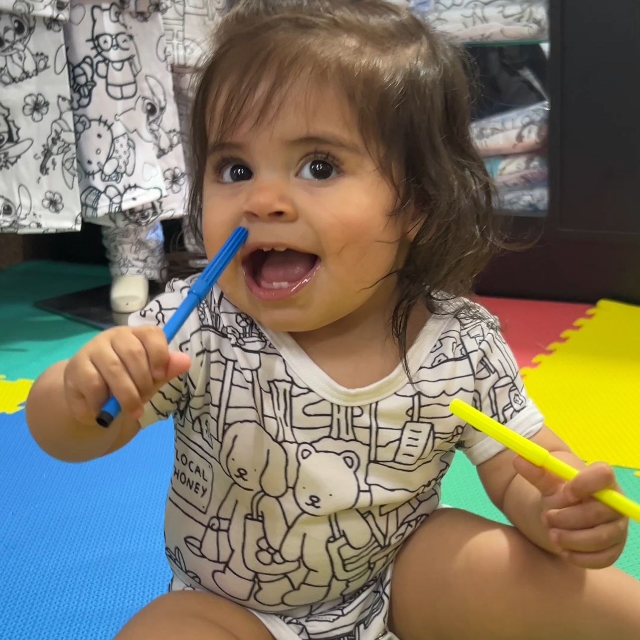 Body Bebê Hello Kitty com Canetinhas Laváveis Unissex